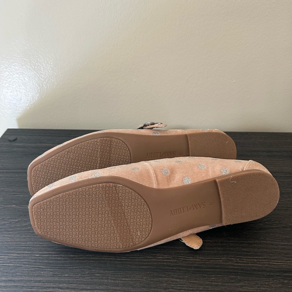 NEW Sam & Libby Blush Velvet Mary Jane Flats with Silver Polka Dots - Picture 4 of 4